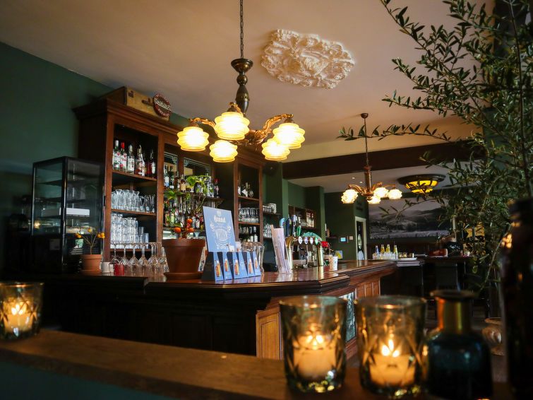 Gezellige bar in de buurt van Vakantiehuis Geheim van Otterlo 6 in Otterlo, Veluwe, Gelderland.
