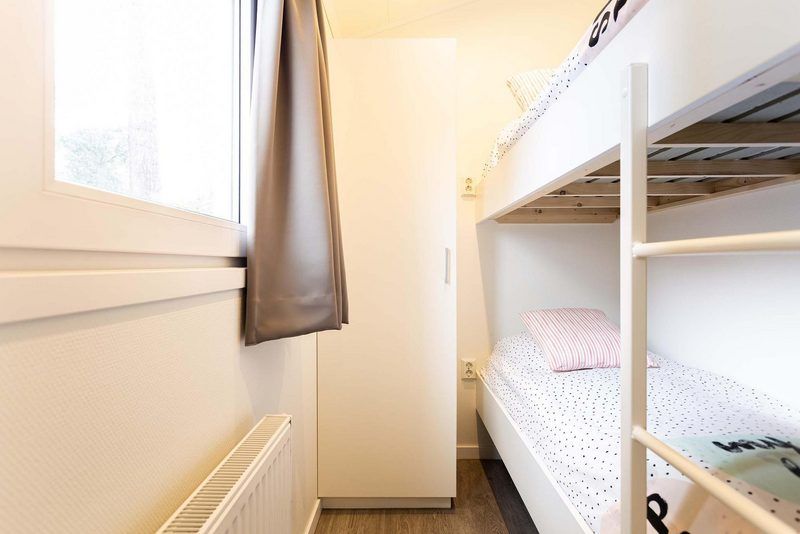Gezellige kinderkamer met stapelbed in Module 6 personen, vakantiehuis in Lunteren, Veluwe, Gelderland.