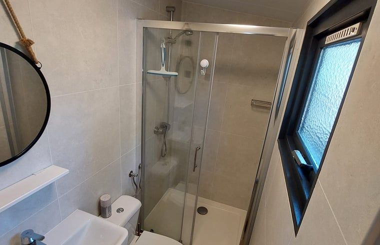 Second bedroom in Cottage in Hattemerbroek, Veluwe vacation home with comfortable bed.