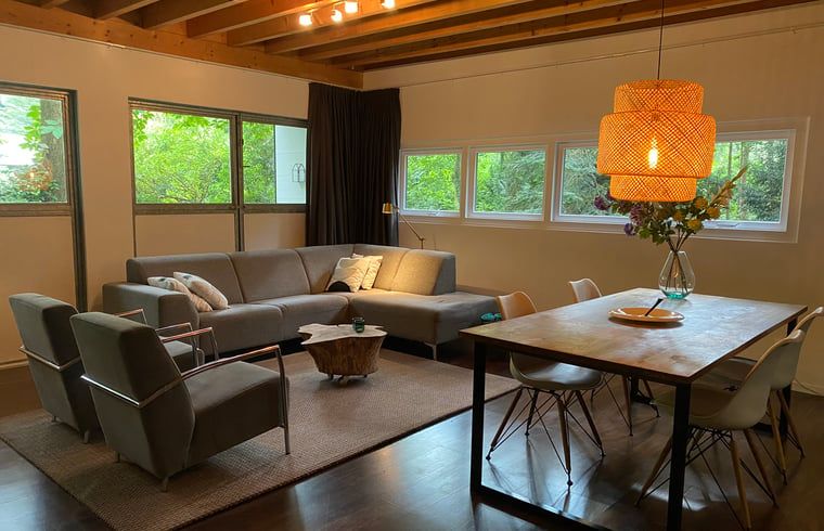 Spacious living room in Cottage in Hattem, vacation home in Veluwe, Gelderland.