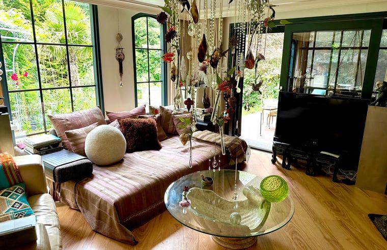 Geraeumiges Wohnzimmer in Cottage in Doornspijk, Ferienunterkunft in Doornspijk, Veluwe.