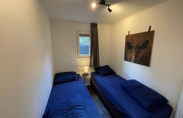 Second bedroom in cottage in Lieren with comfortable beds, Veluwe, Gelderland.