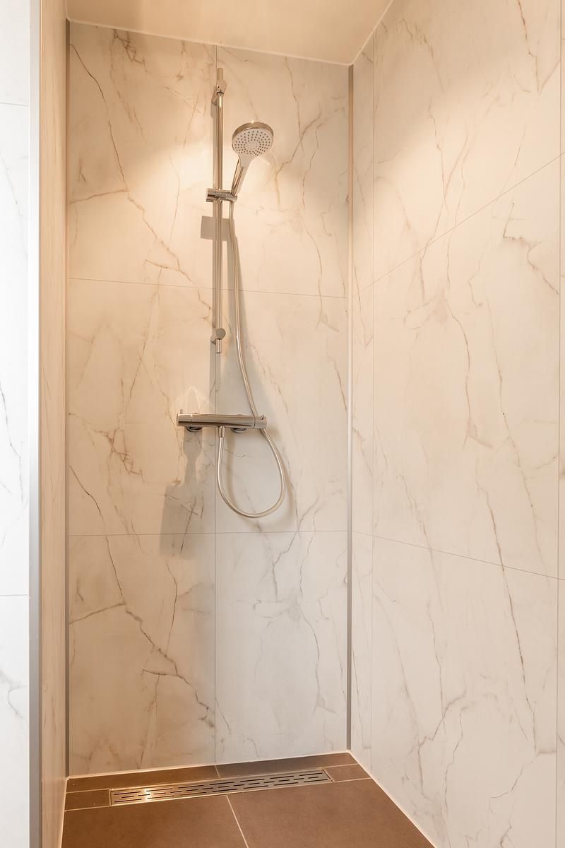 Balkon mit Aussicht in Nature Villa mit Whirlpool, Wekerom, Veluwe, Gelderland, Ferienwohnung fuer 2 Personen