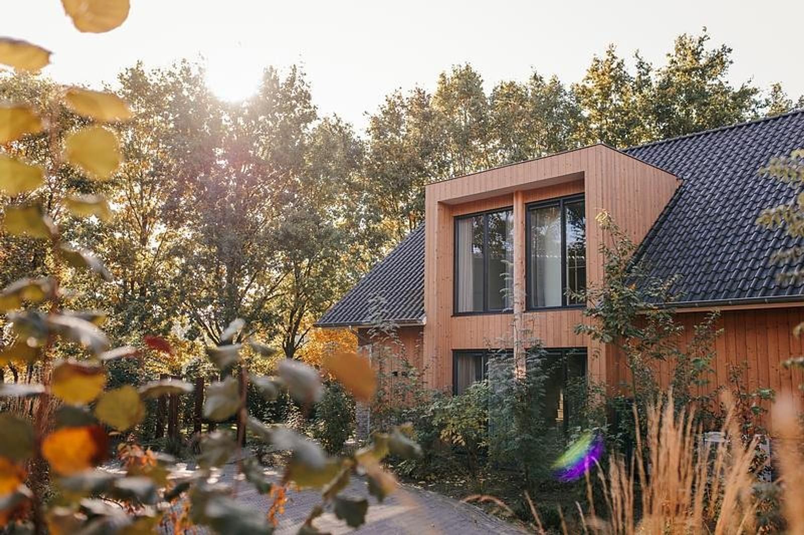 Guest house 325543 - Holiday property Veluwe - Heide Villa met Hottub & Sauna | 18 personen