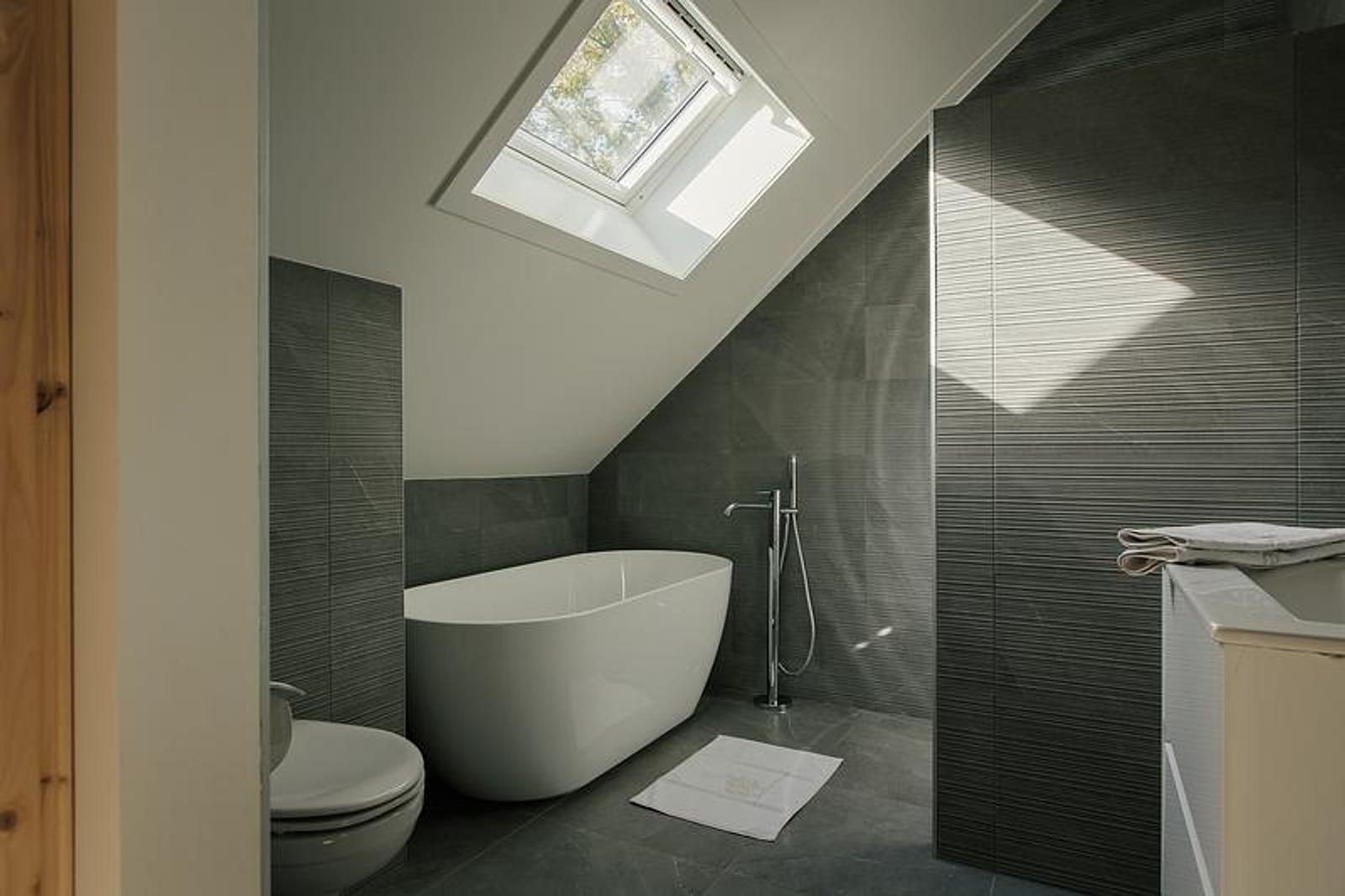 Guest house 325543 - Holiday property Veluwe - Heide Villa met Hottub & Sauna | 18 personen