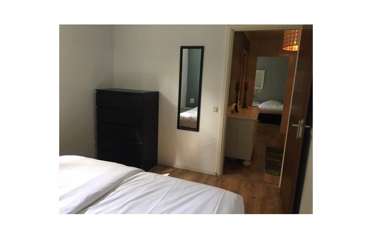 Moderne Halle mit Wendeltreppe im Ferienhaus in Bennekom, Veluwe, Ferienhaus in Gelderland.