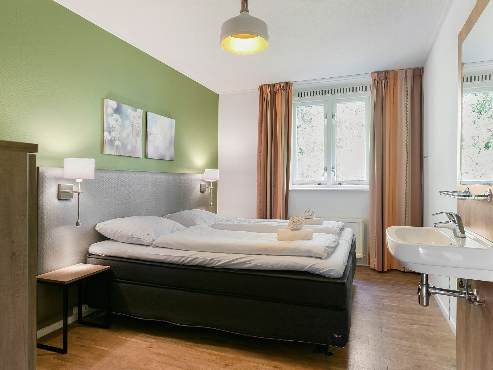 Verblijf 3260104 - Bungalow Veluwe - Coldenhove | 10-persoons bungalow | 10EL