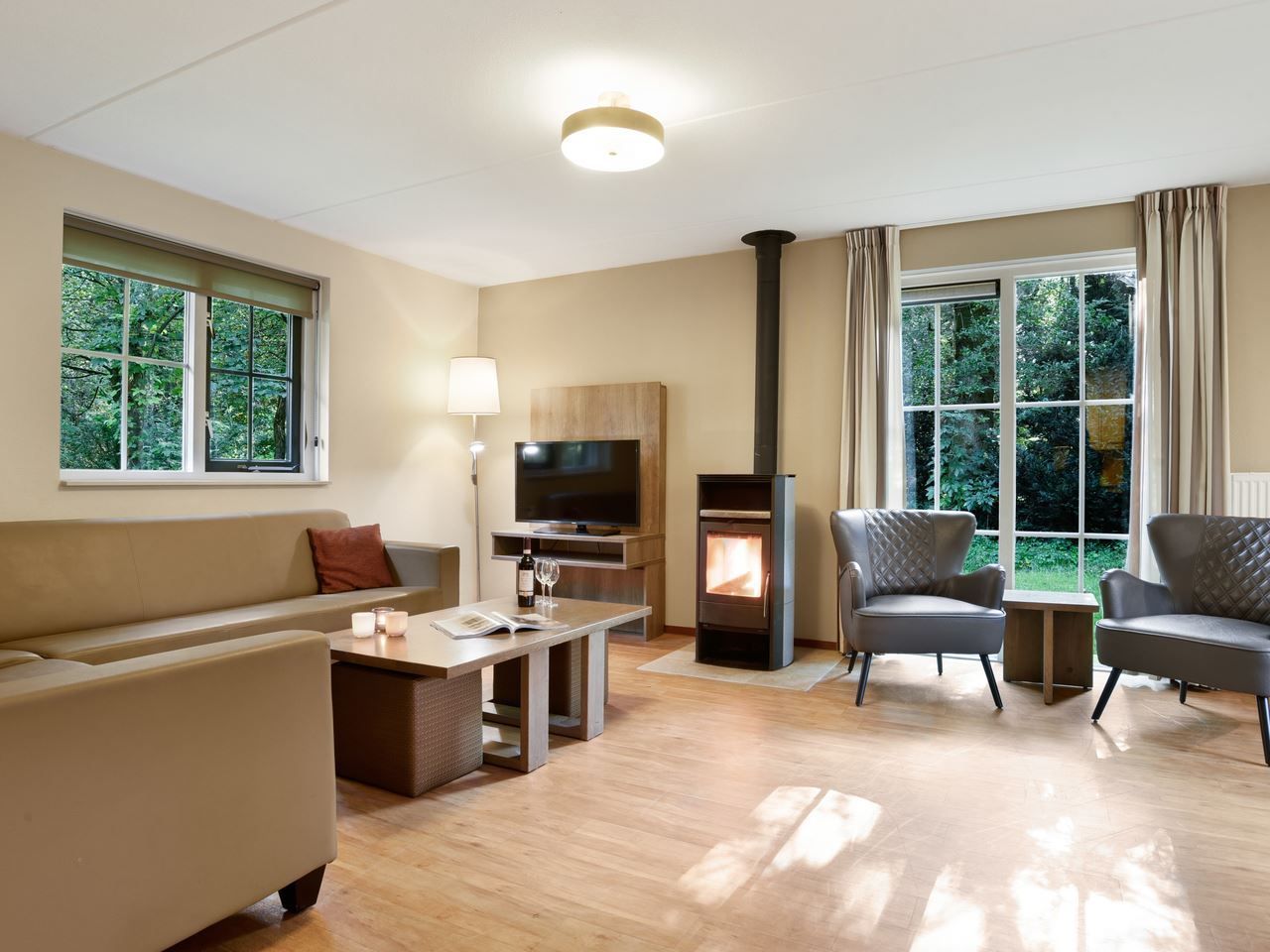 Verblijf 3260109 - Bungalow Veluwe - Coldenhove | 8-persoons bungalow | 8L