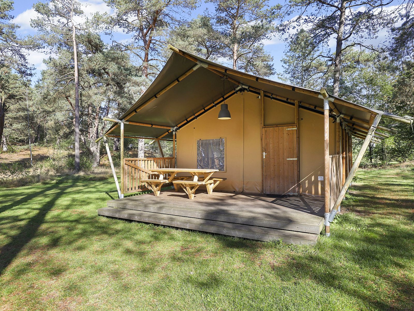 Verblijf 326079 - Vakantiewoning Veluwe - Coldenhove | 6-persoons safaritent | 6ST