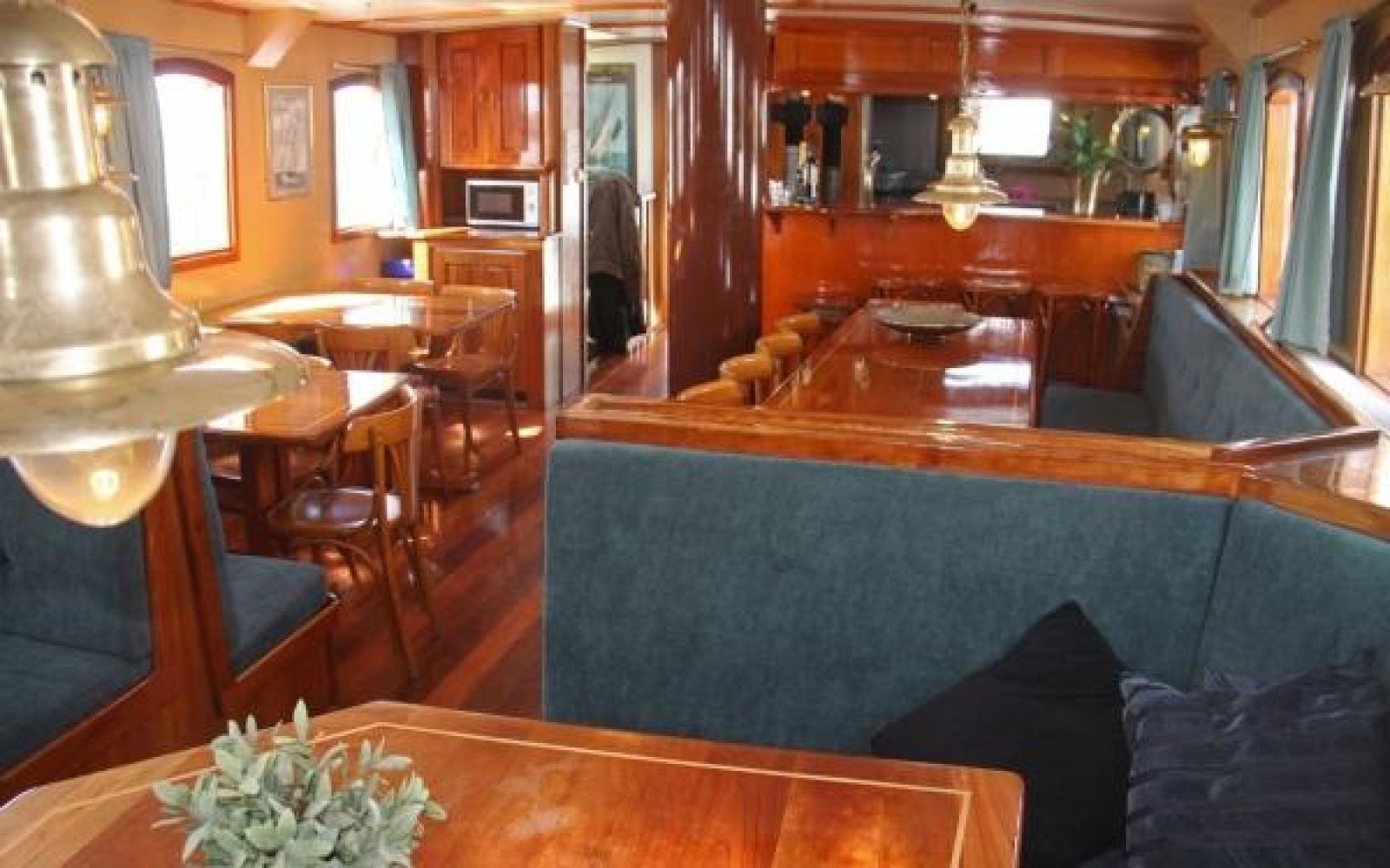 Slaapkamer met stapelbed in GR008 vakantiehuis in Groningen, ideaal voor gezinnen.