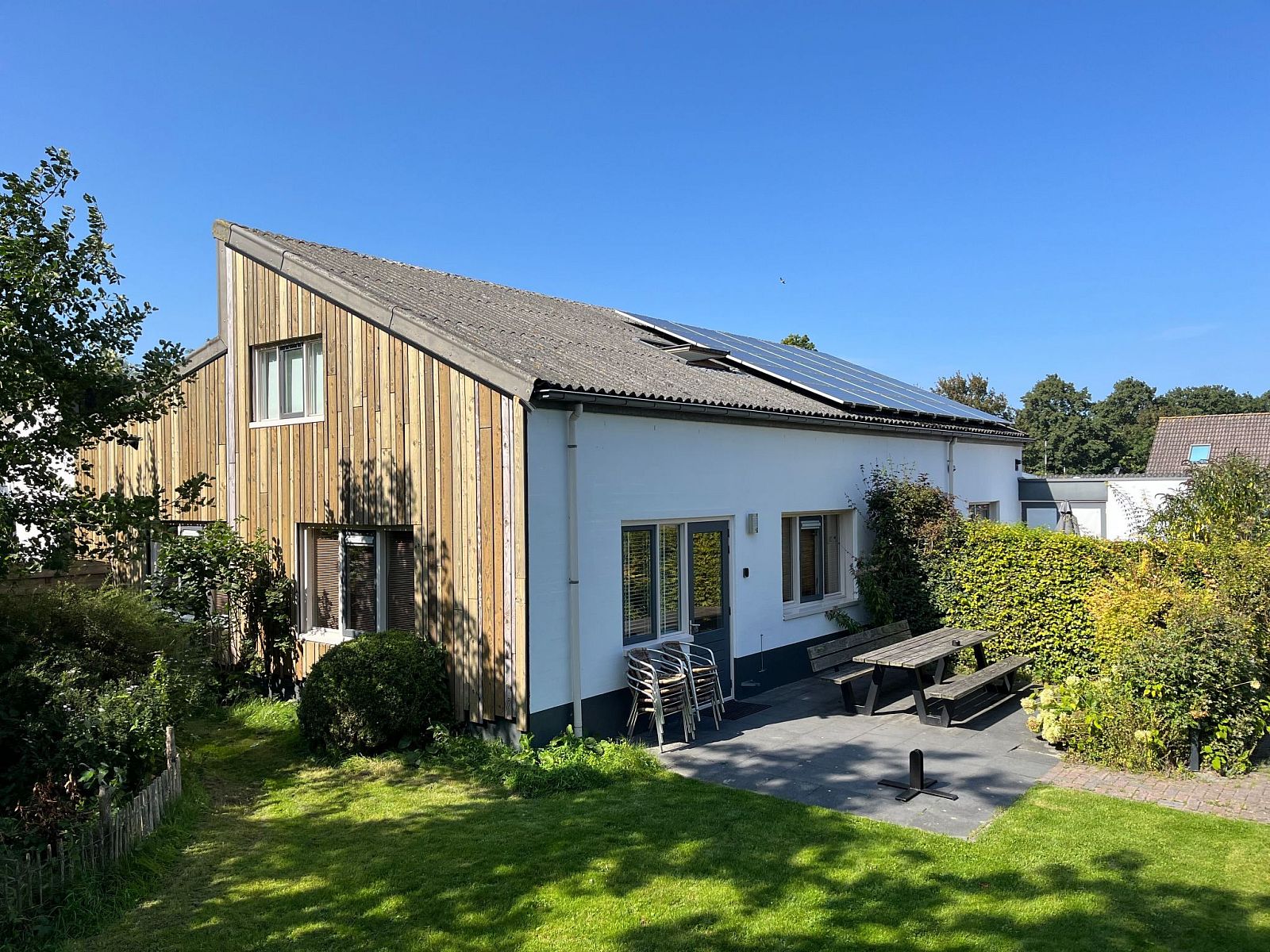 Guest house 340310 - Apartment Noordwest Groningen - Appartement mit Wallbox