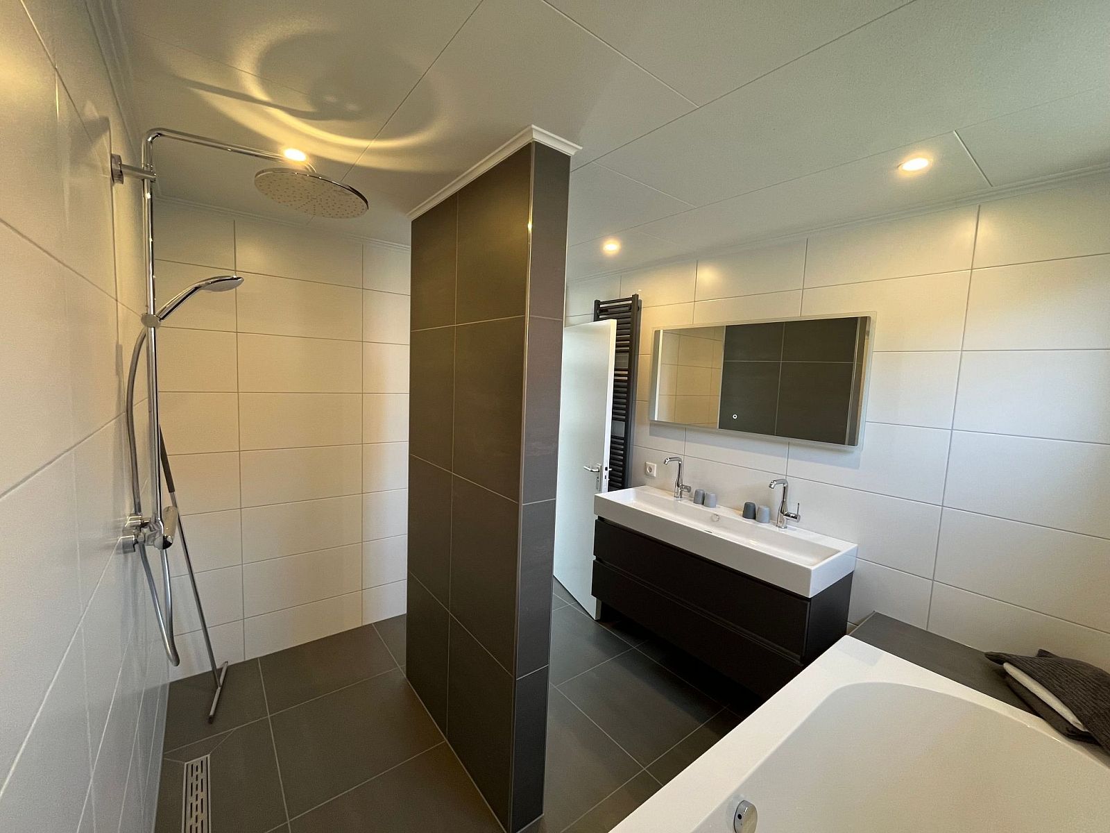 Verblijf 340311 - Appartement Noordwest Groningen - Appartement Haus für bis zu fünf Personen im Erdgeschoss.