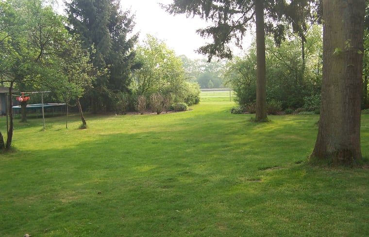 Cottage in Ter Apel, ein charmantes Ferienhaus im Suedosten von Groningen, umgeben von Natur und rustikaler Architektur.