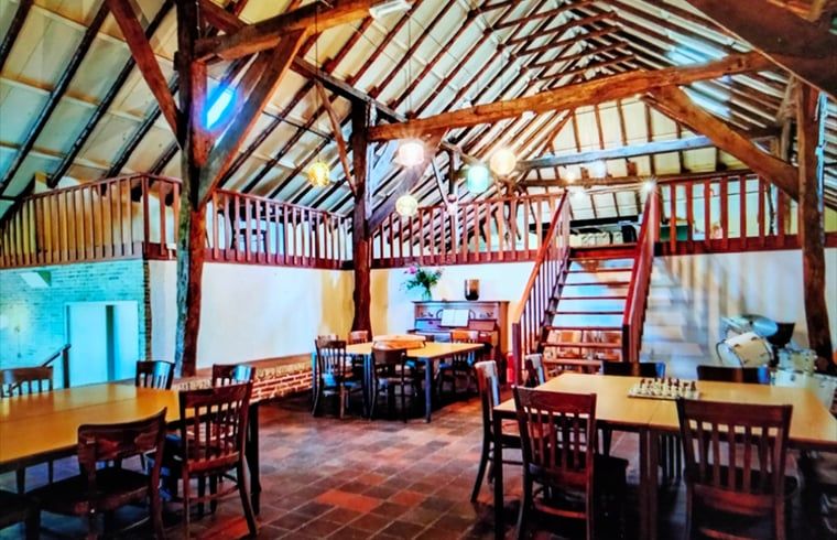 Geraeumiges Wohnzimmer im Cottage in Bourtange Ferienhaus, ideal fuer Familientreffen in Groningen.