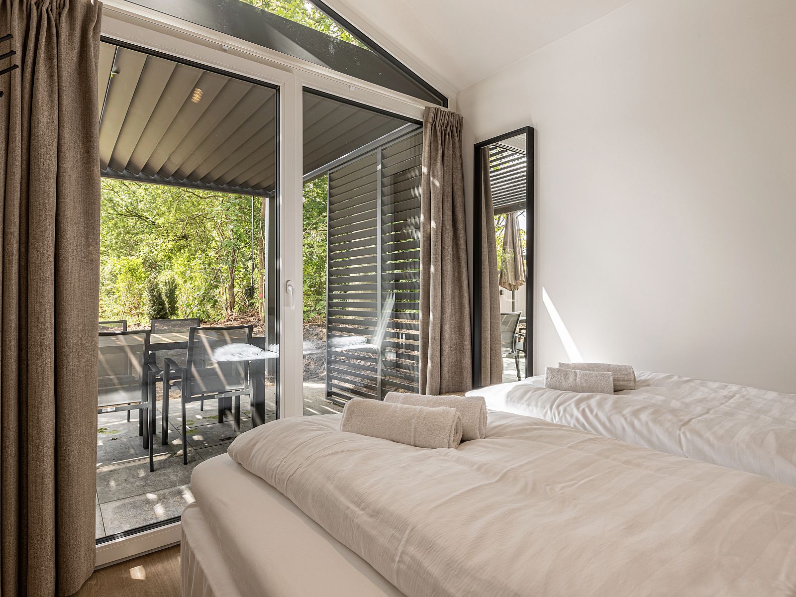 Guest house 350652 - Bungalow Zuidoost Groningen - 8-persoons woning | 8C