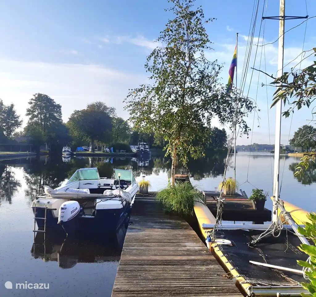Guest house 360617 - Holiday property Zuidwest Groningen - Chalet aan het Paterswoldsemeer
