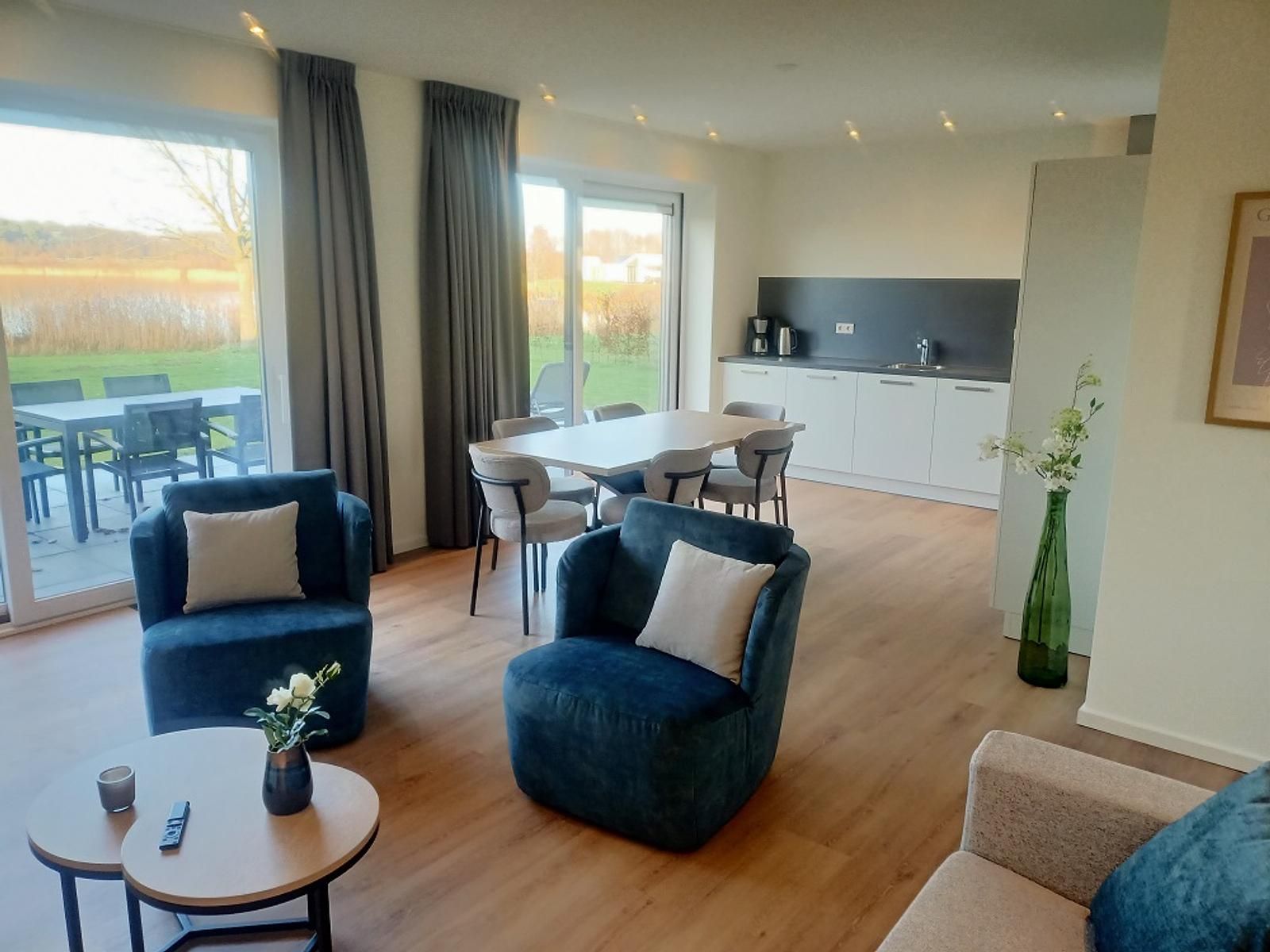 Guest house 372224 - Holiday property Midden Limburg - Waterzicht Villa Modern | 6 Pers