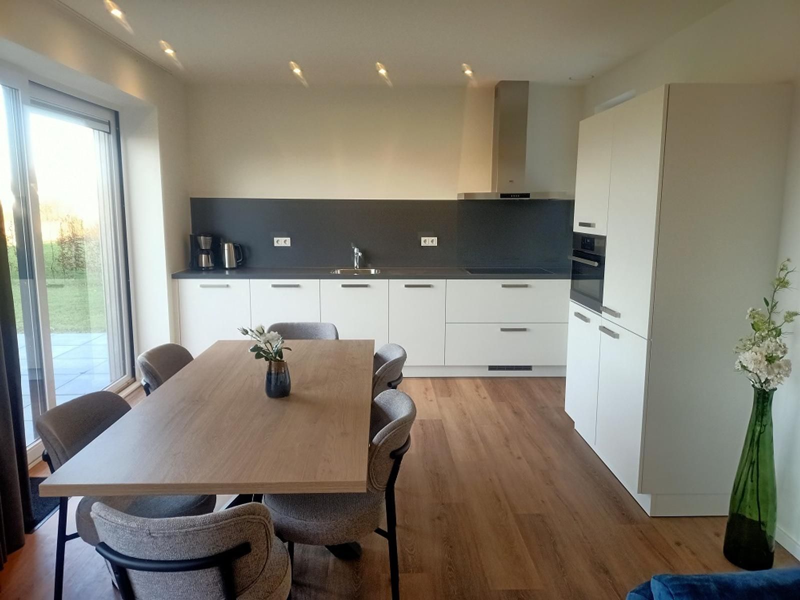 Guest house 372224 - Holiday property Midden Limburg - Waterzicht Villa Modern | 6 Pers