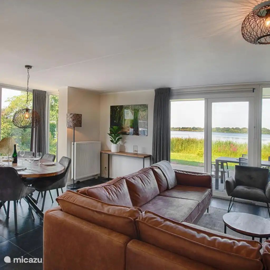 Guest house 372241 - Holiday property Midden Limburg - Waterwoning | 2-6 persoons