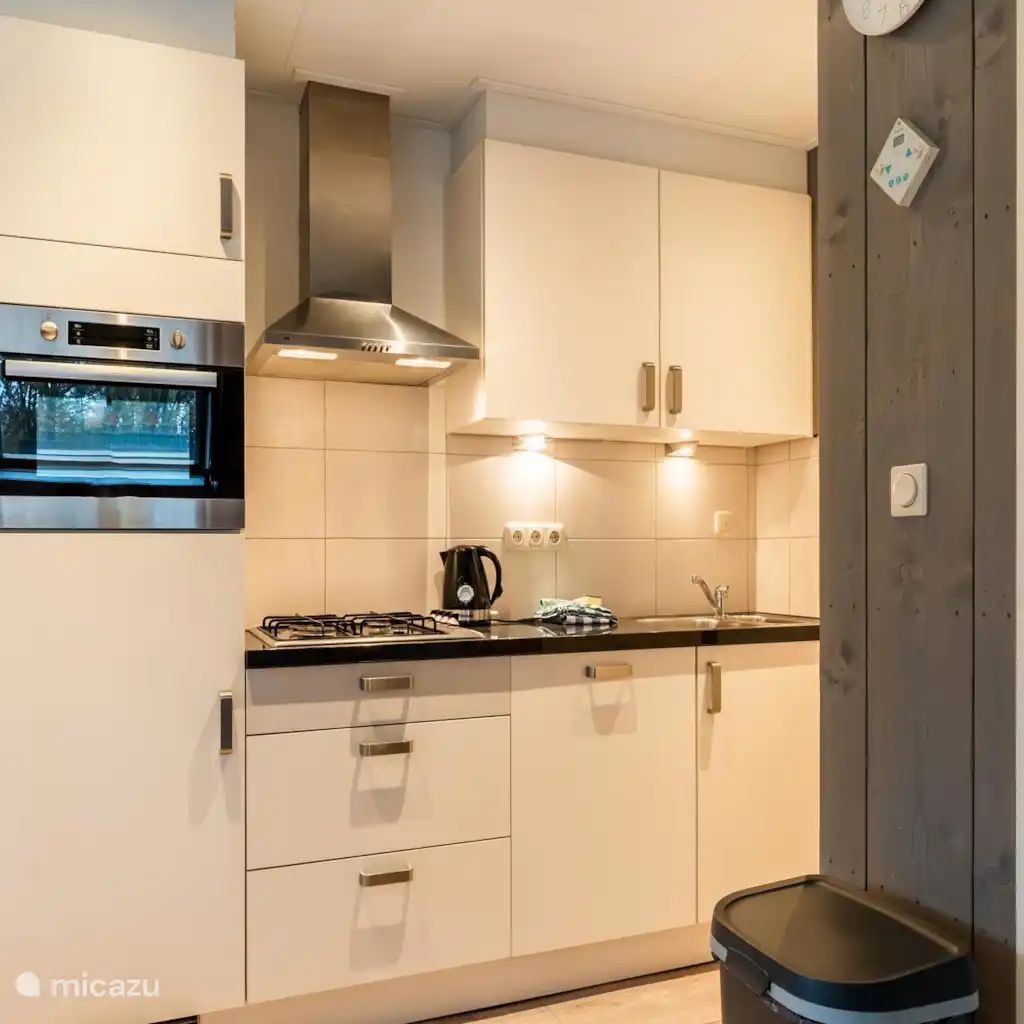 Guest house 372632 - Bungalow Midden Limburg - Vosseven 85
