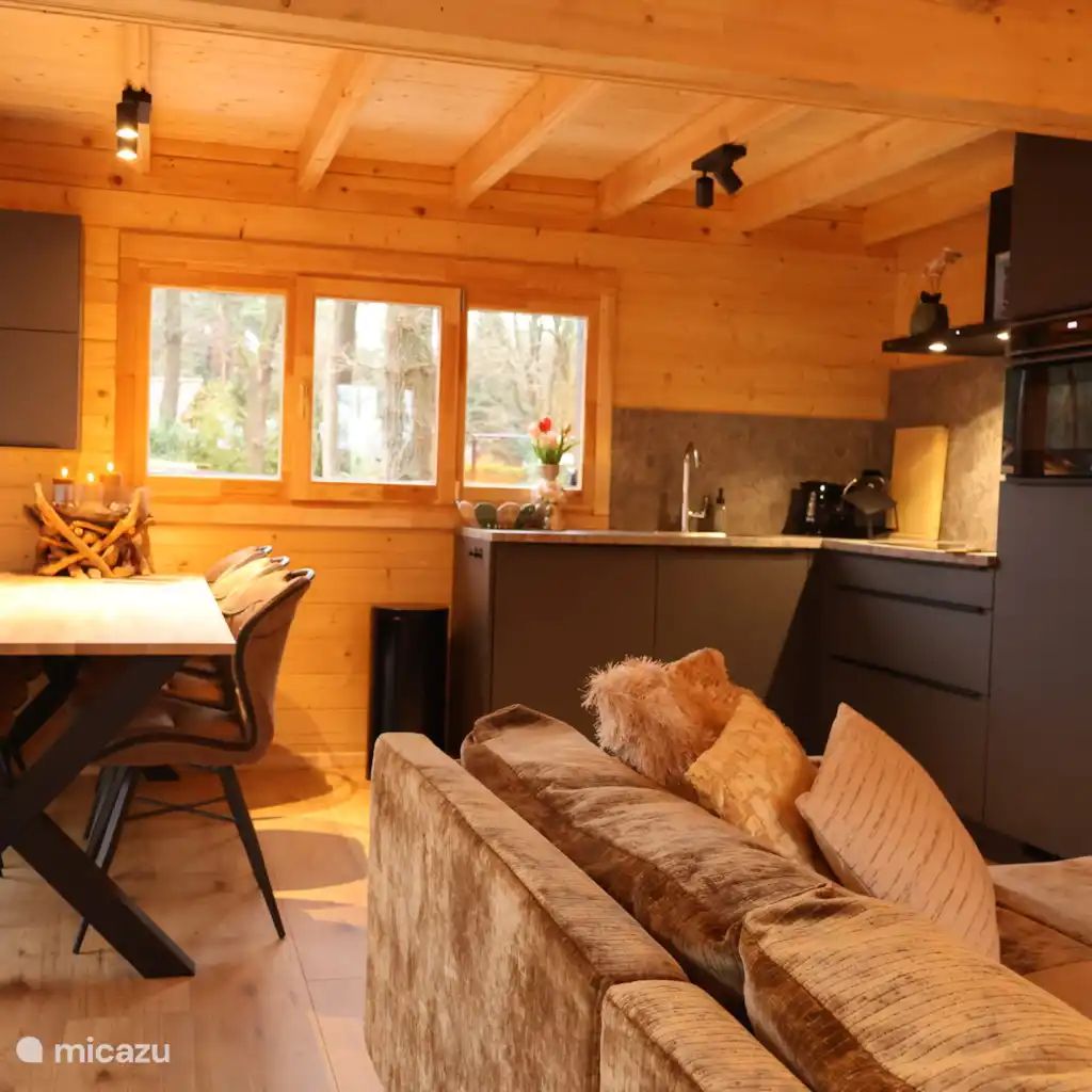 Guest house 374135 - Holiday property Midden Limburg - Luxe houten boshuisje met hottub