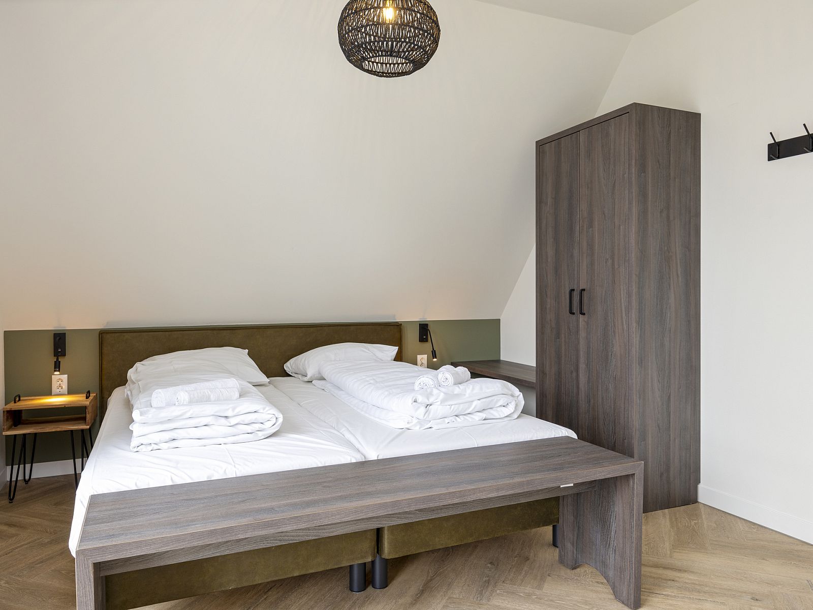 Guest house 380860 - Bungalow Noord Limburg - 4-persoons wellnessvilla | 4ELW