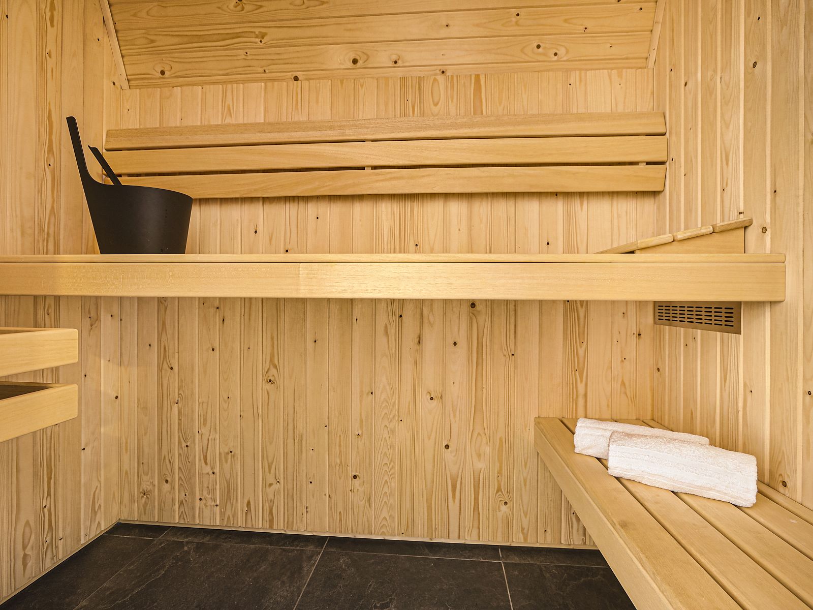 Verblijf 380861 - Bungalow Noord Limburg - 4-persoons woning | 4L