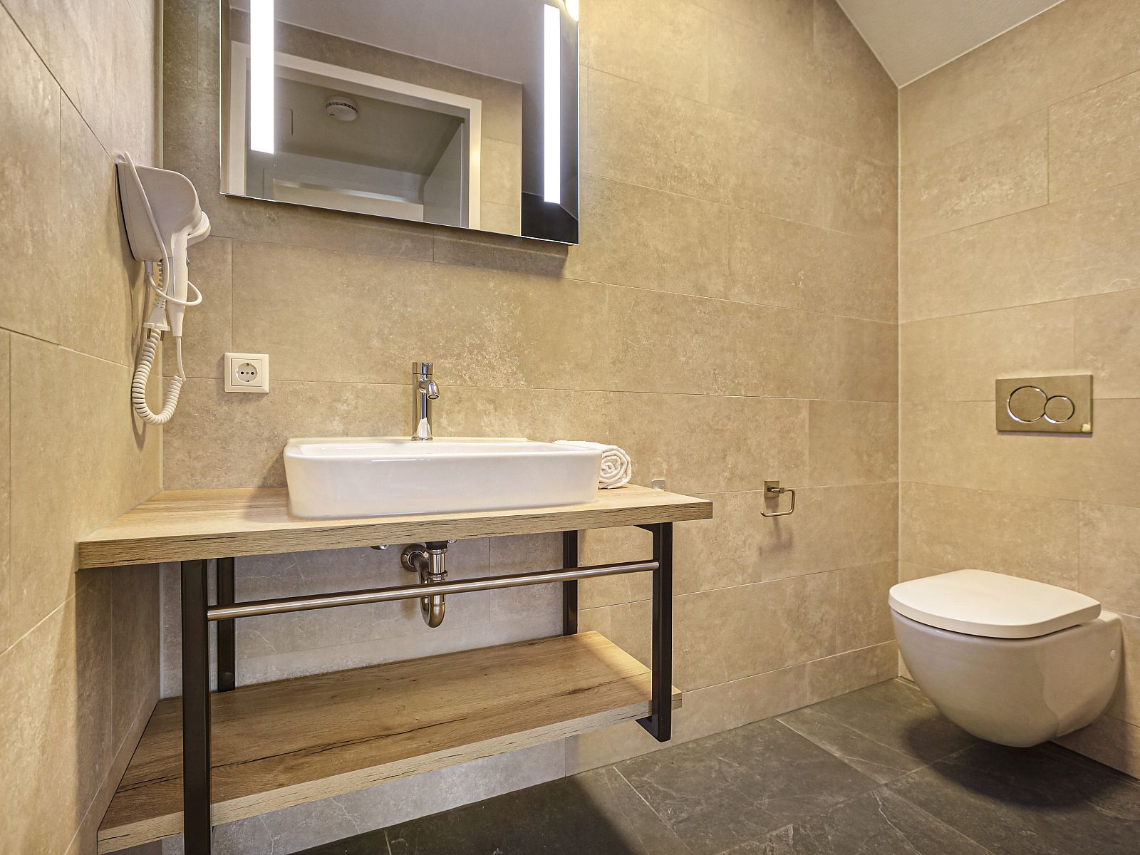 Verblijf 380861 - Bungalow Noord Limburg - 4-persoons woning | 4L