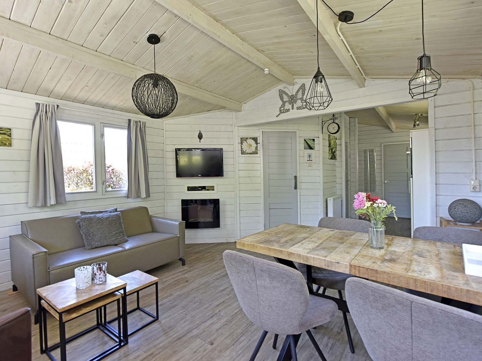 Guest house 3827119 - Chalet Noord Limburg - Chalet in Arcen