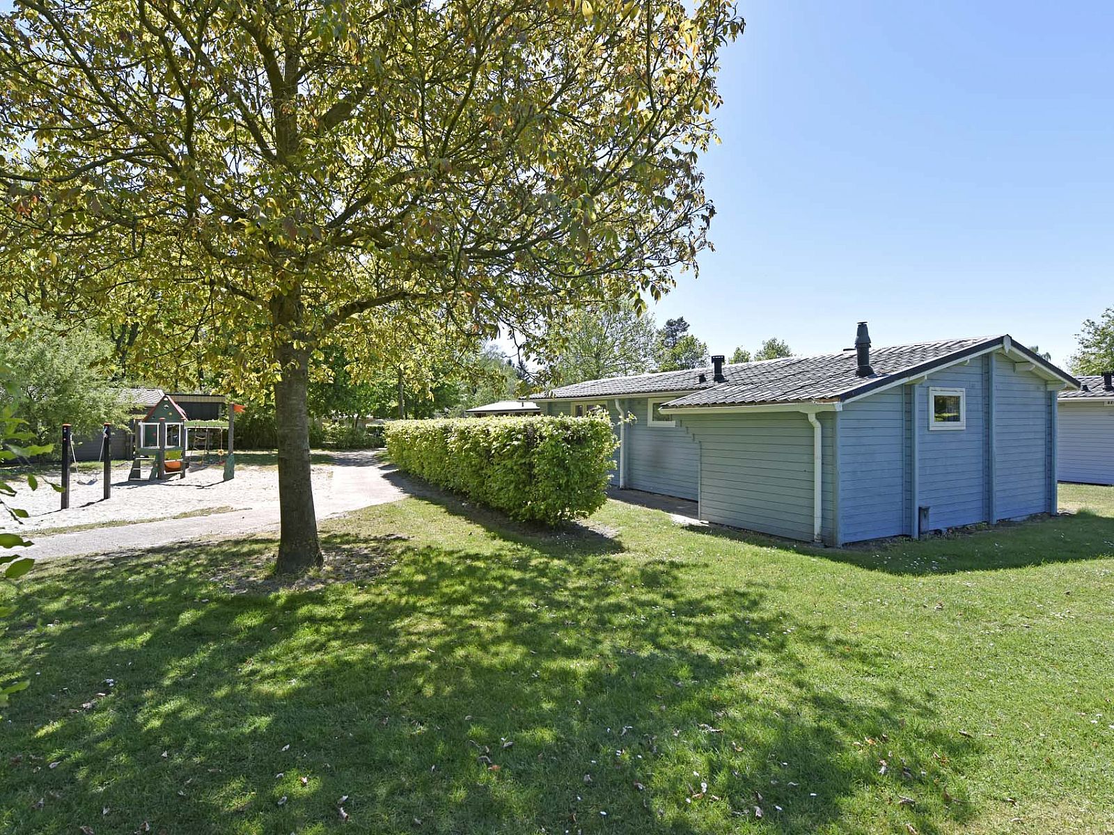 Guest house 3827119 - Chalet Noord Limburg - Chalet in Arcen