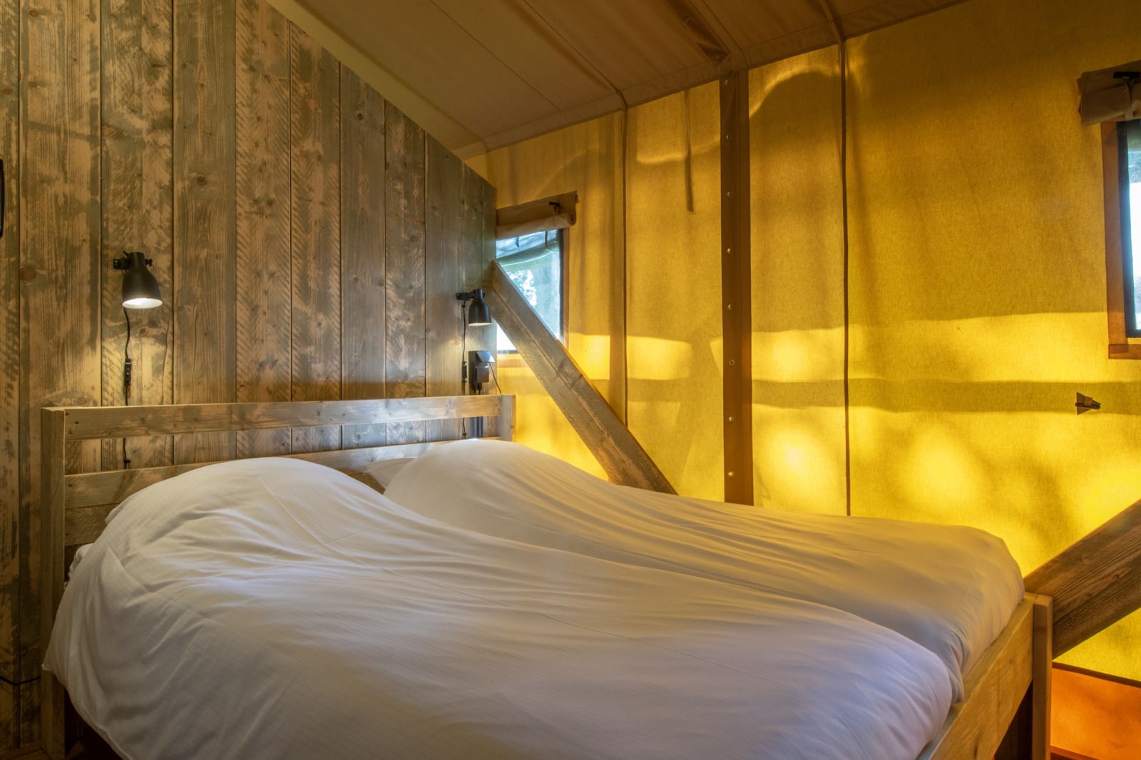 Unterkunft 3827126 - Zelthaus Noord Limburg - «Klein Vink 20»