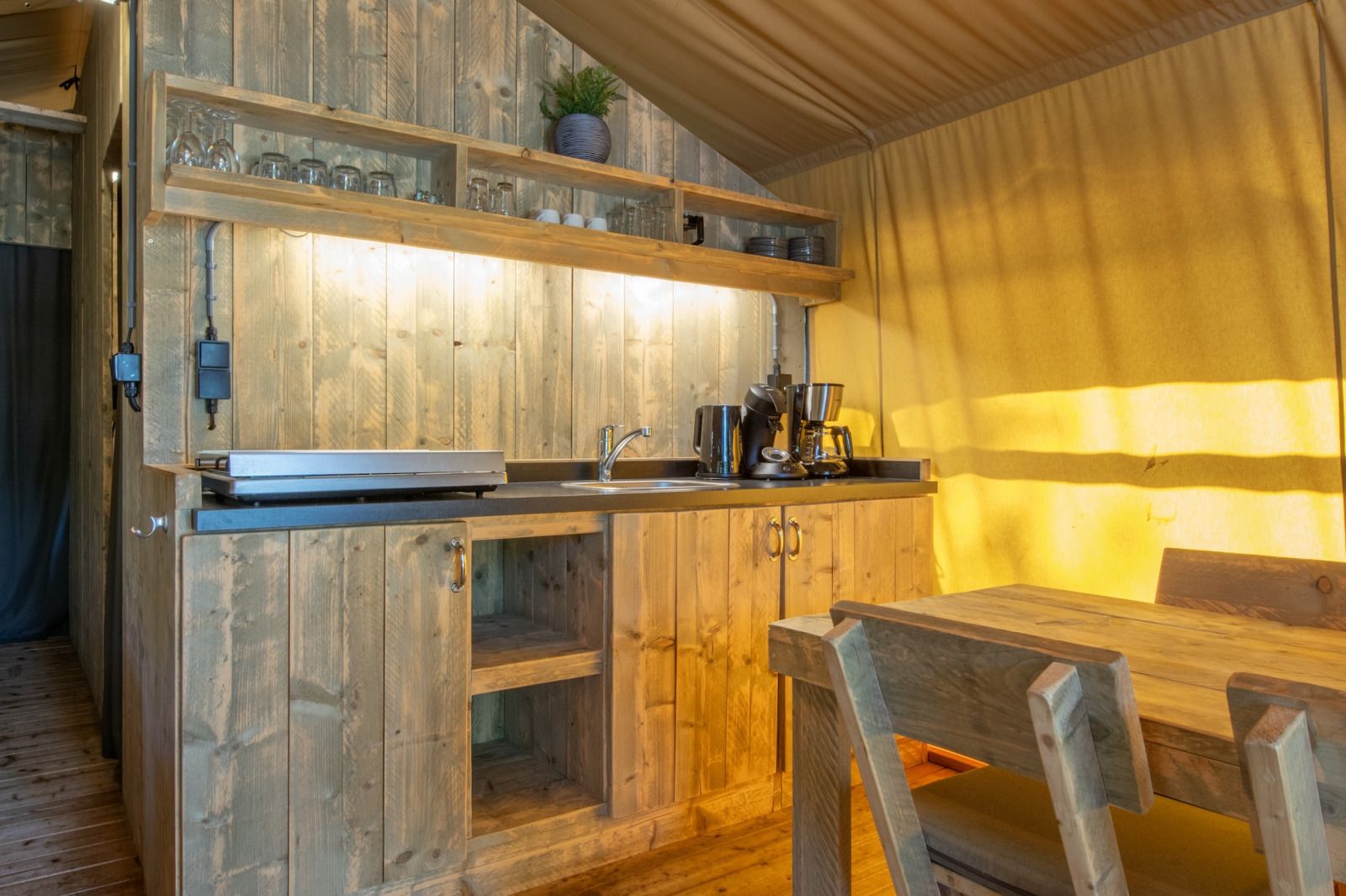 Unterkunft 3827126 - Zelthaus Noord Limburg - «Klein Vink 20»