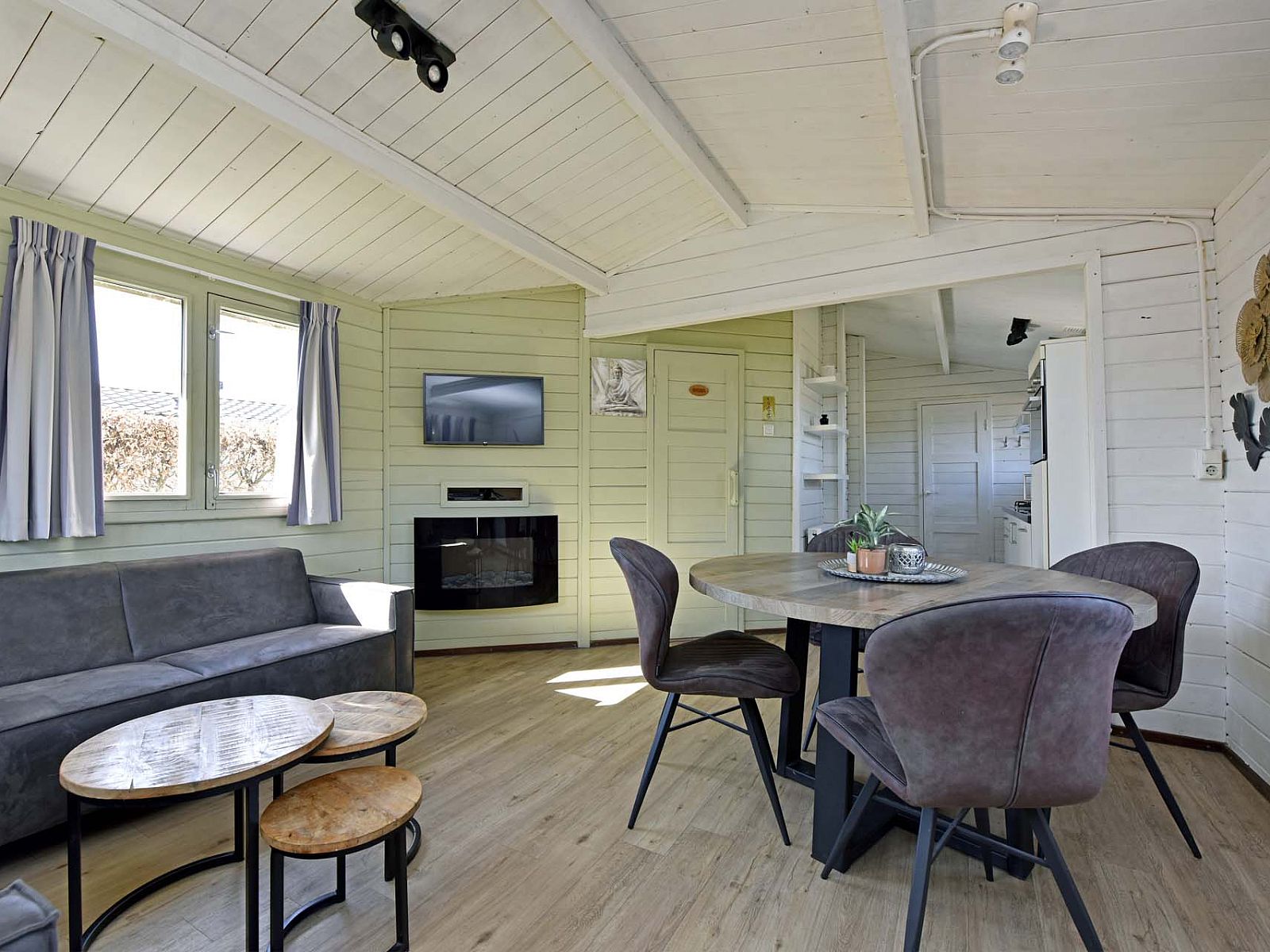 Guest house 382789 - Chalet Noord Limburg - Chalet in Arcen