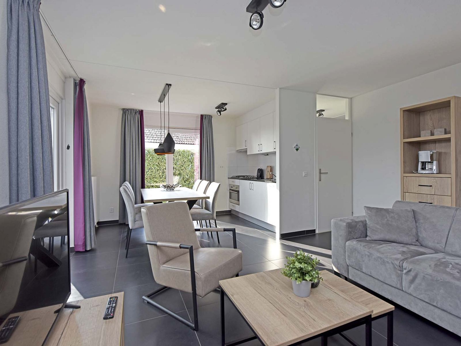 Guest house 382790 - Holiday property Noord Limburg - Geschakelde woning in Arcen