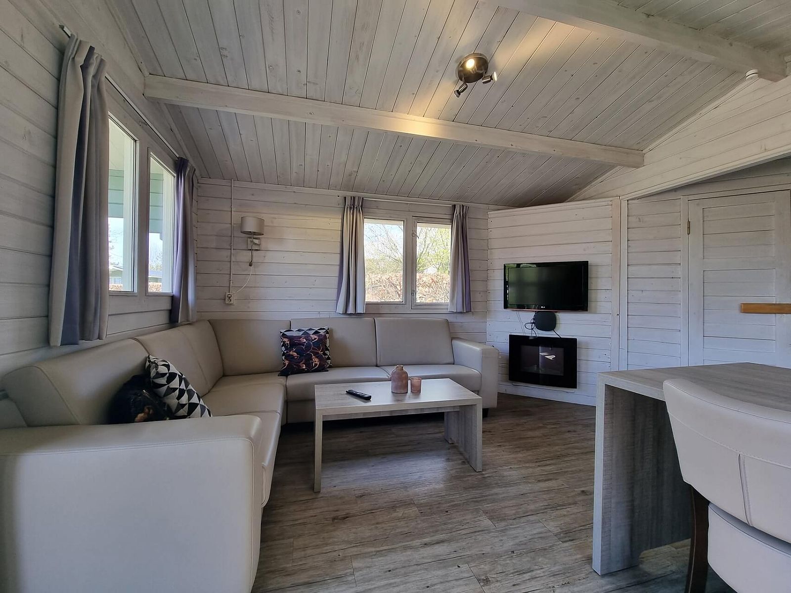 Verblijf 382792 - Chalet Noord Limburg - Chalet in Arcen