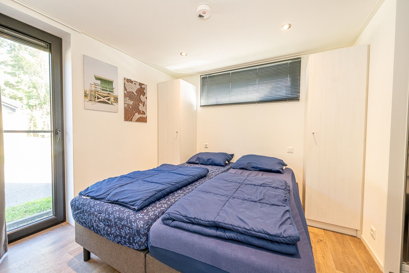 Gemtliches Schlafzimmer mit Doppelbett in freistehendem Haus in Belfeld, Nord-Limburg, Limburg.