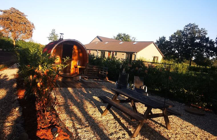 Schoener Naturspaziergang in der Naehe des Ferienhauses in Amerika, Nord-Limburg.
