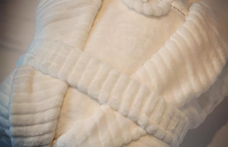 Weicher Bademantel in Cottage in Heijen, Ferienhaus in Heijen, Nord-Limburg.