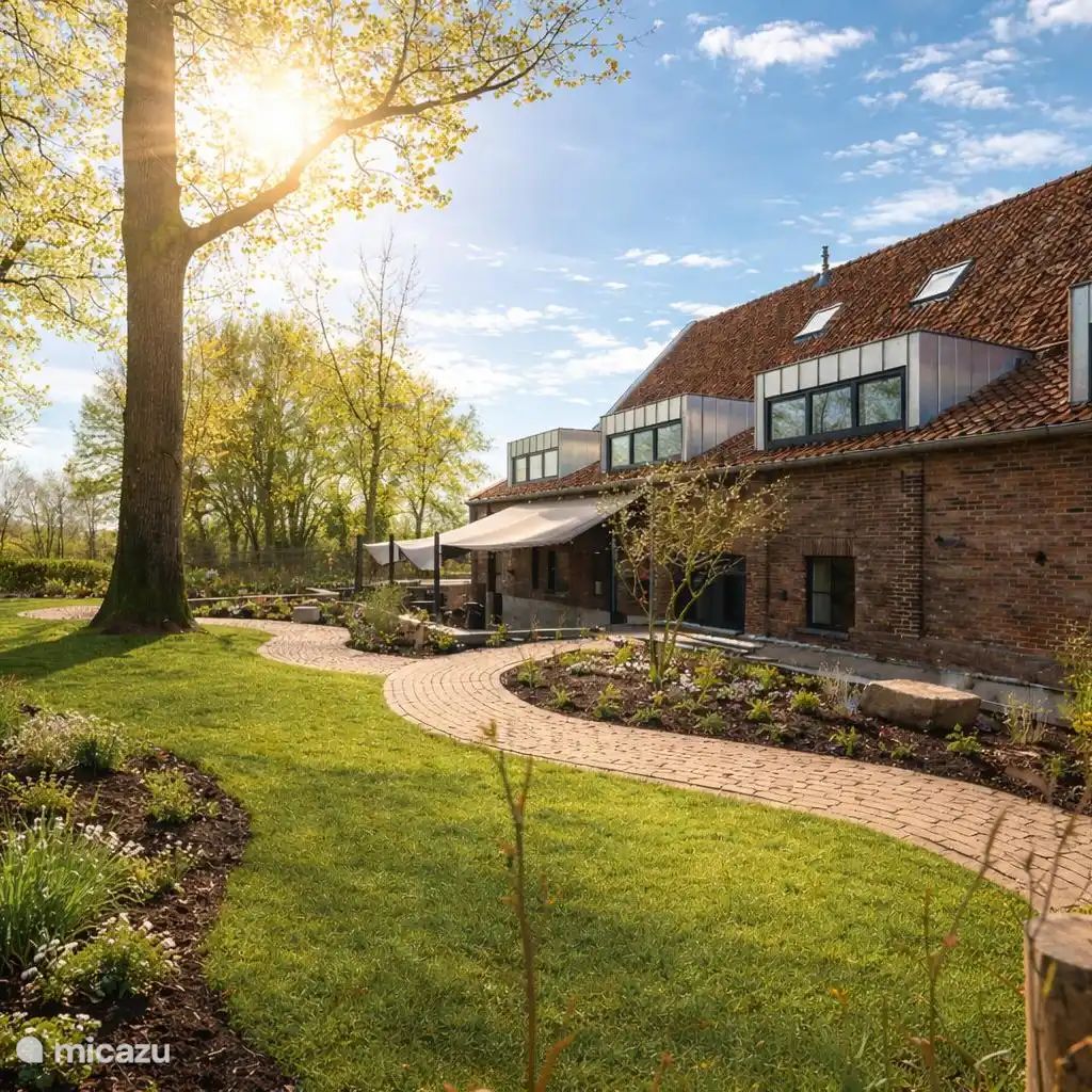 Guest house 383923 - Holiday property Noord Limburg - XXL Vakantiewoning de Tiendschuur