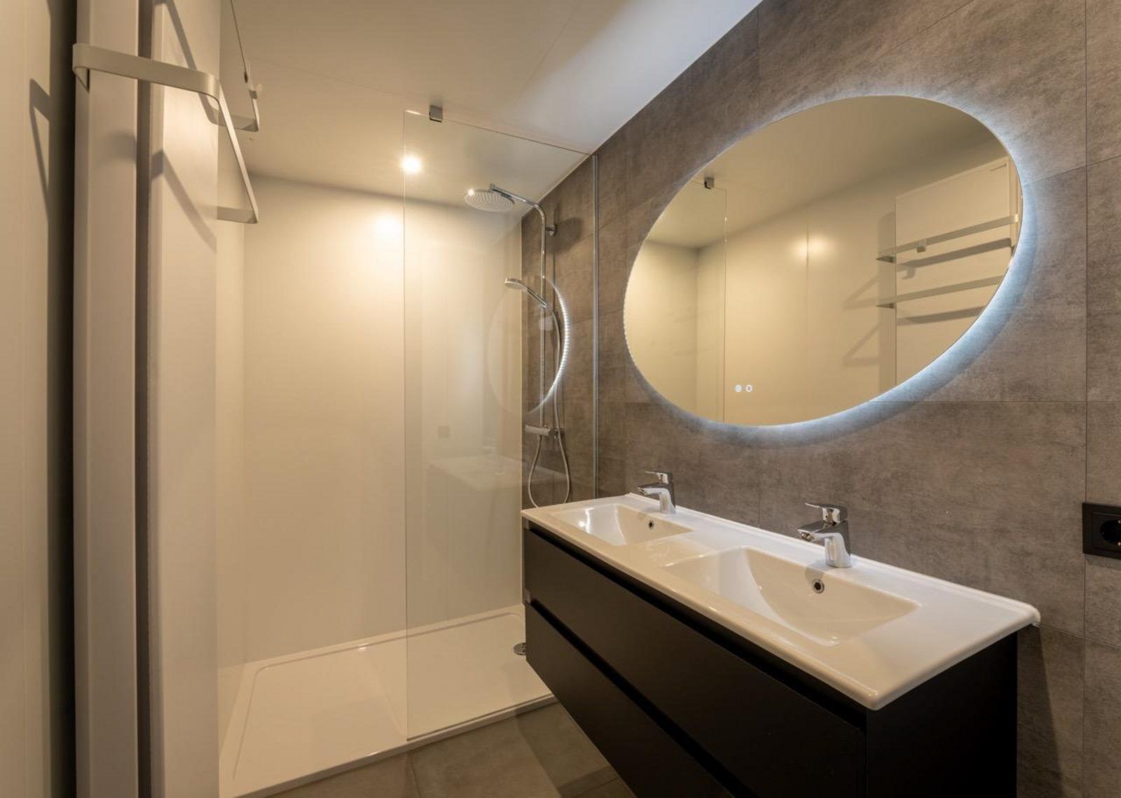 Guest house 384011 - Holiday property Noord Limburg - Bos Villa | 8 personen