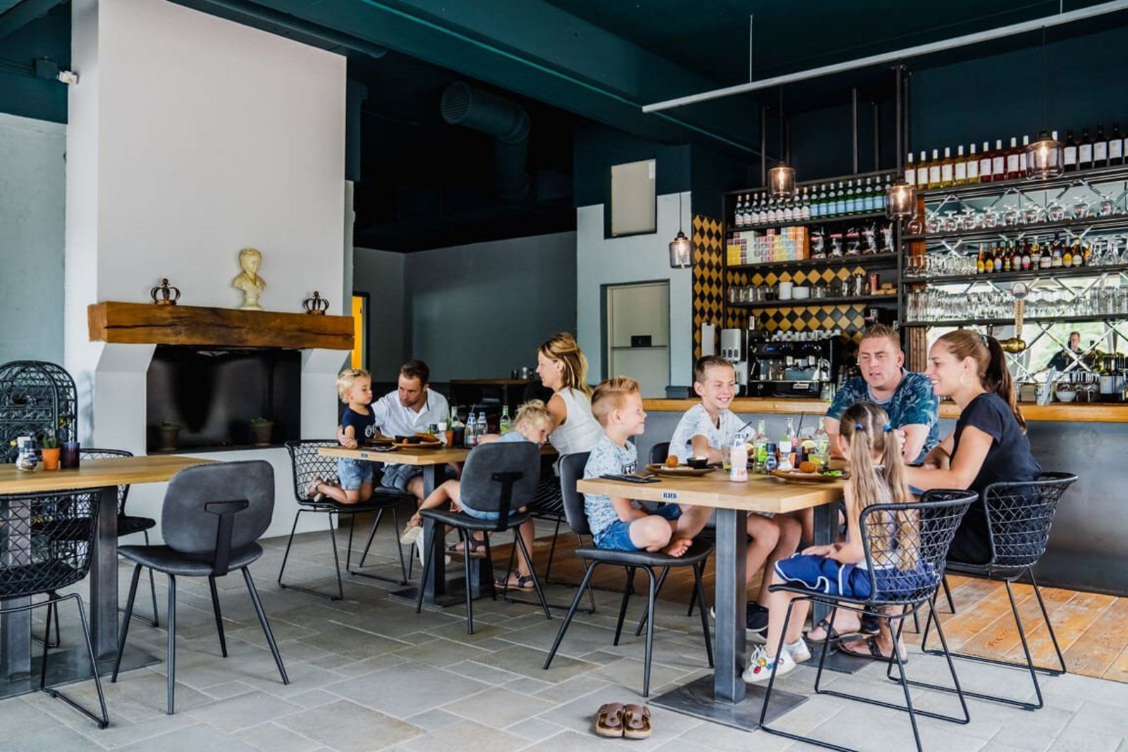 Gezellige eetgelegenheid nabij Bos Cottage, Maasbree, Noord Limburg, vakantiehuis voor 6 personen met lokale restaurants.