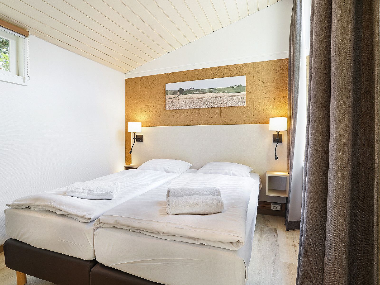 Guest house 384740 - Bungalow Noord Limburg - De Lommerbergen | 4-persoons bungalow | 4B1