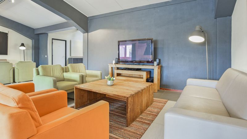 Guest house 385206 - Bungalow Noord Limburg - Domein De Schatberg | 16-32-persoons groepswoning | 32RL