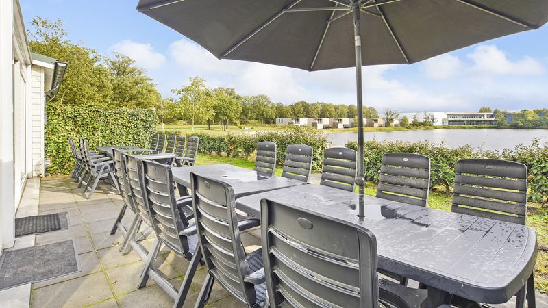 Guest house 385206 - Bungalow Noord Limburg - Domein De Schatberg | 16-32-persoons groepswoning | 32RL