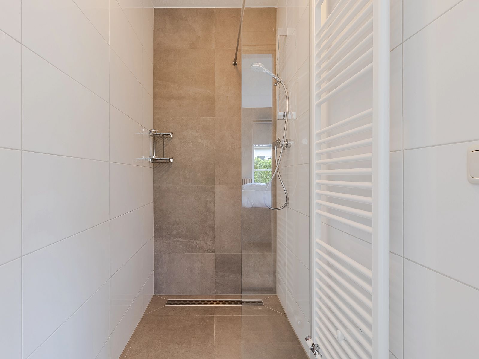 Verblijf 385206 - Bungalow Noord Limburg - Domein De Schatberg | 6-persoons luxe bungalow | 6L