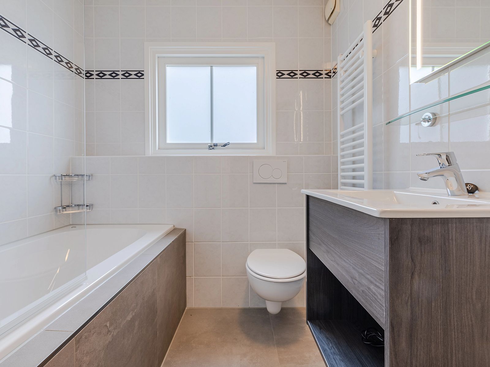 Unterkunft 385207 - Bungalow Noord Limburg - Domein De Schatberg | 10-persoons bungalow | 10L1