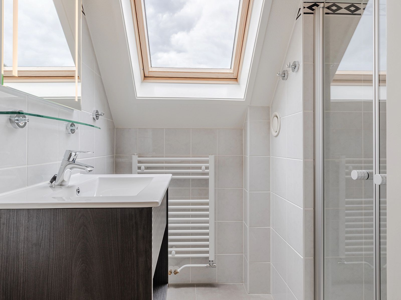 Unterkunft 385207 - Bungalow Noord Limburg - Domein De Schatberg | 10-persoons bungalow | 10L1