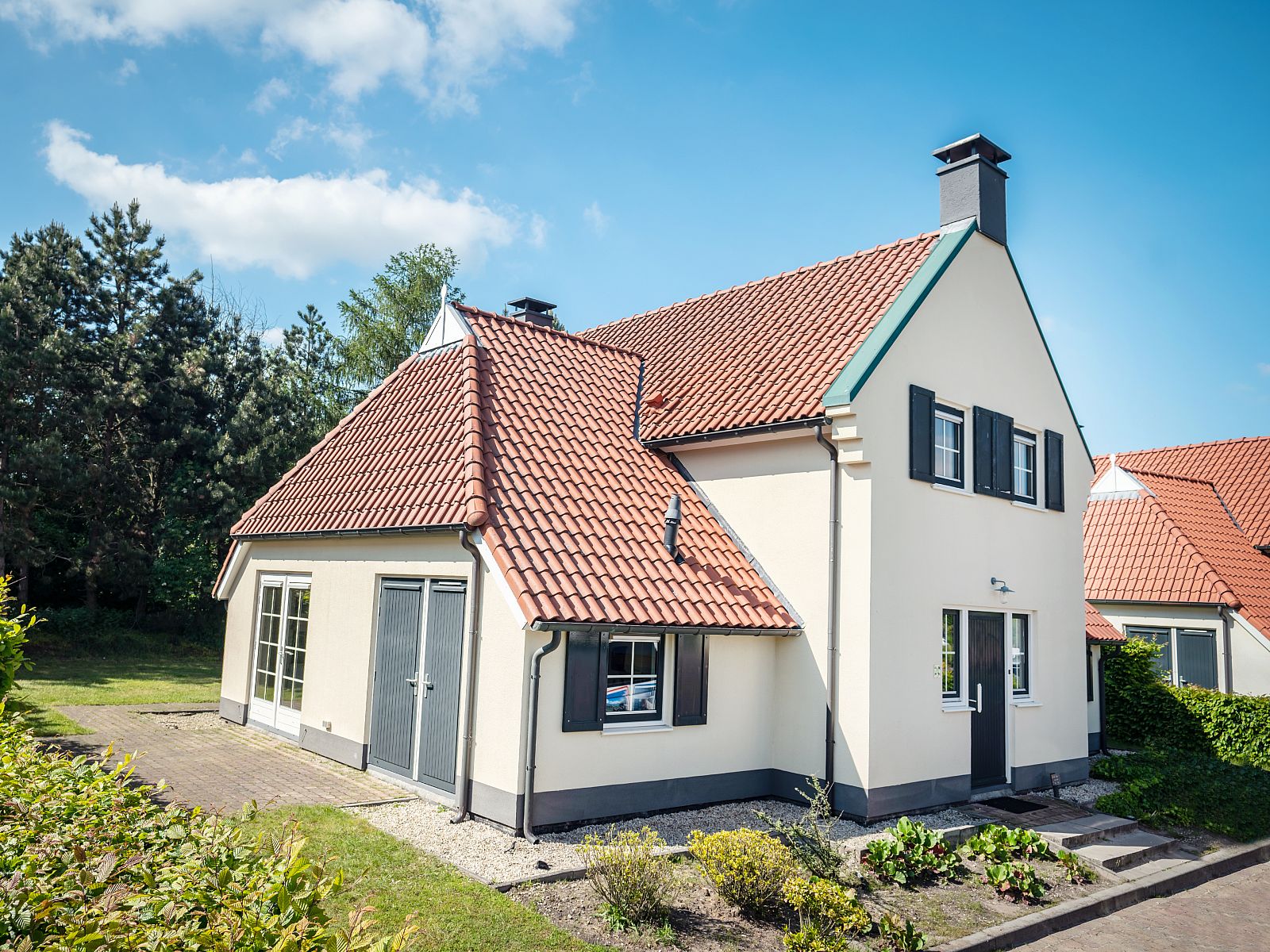 Guest house 385212 - Bungalow Noord Limburg - Domein De Schatberg | 12-persoons bungalow | 12G
