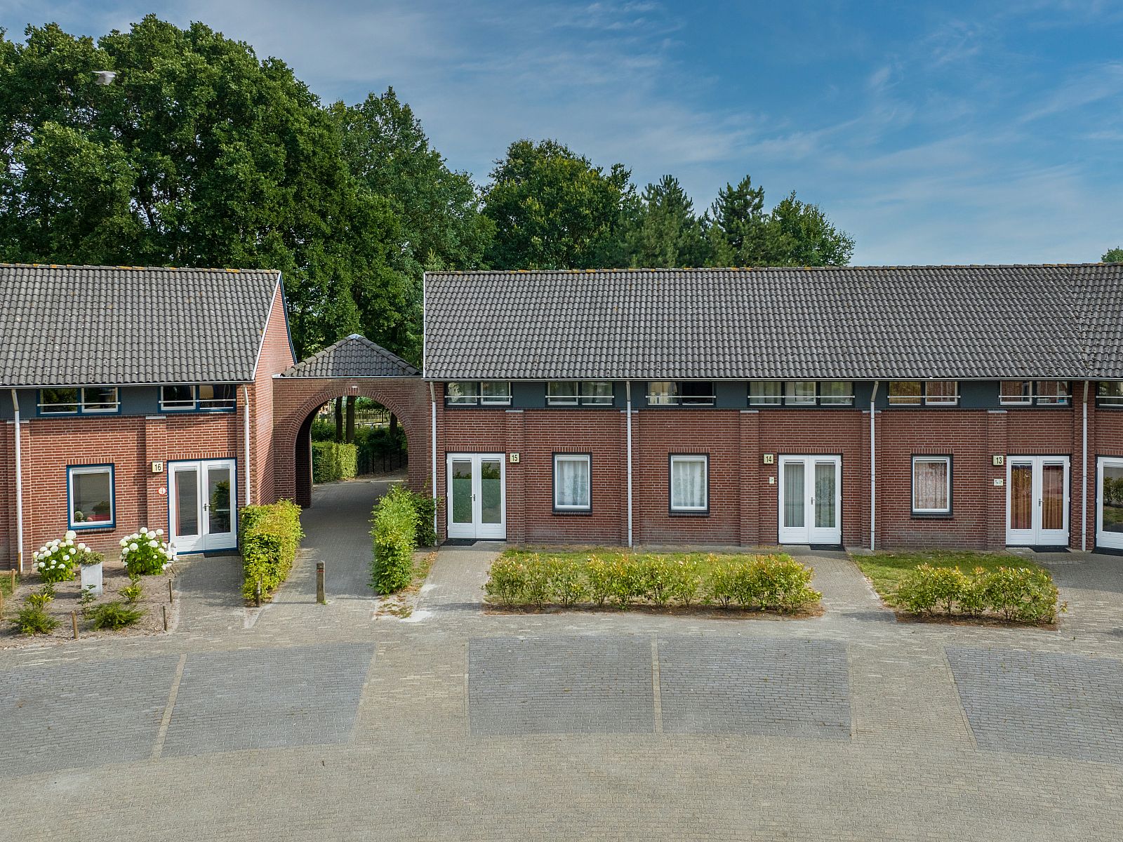 Plattegrond bovenverdieping van Domein De Schatberg 6-persoons kinderbungalow, Sevenum, Limburg met slaapkamers.