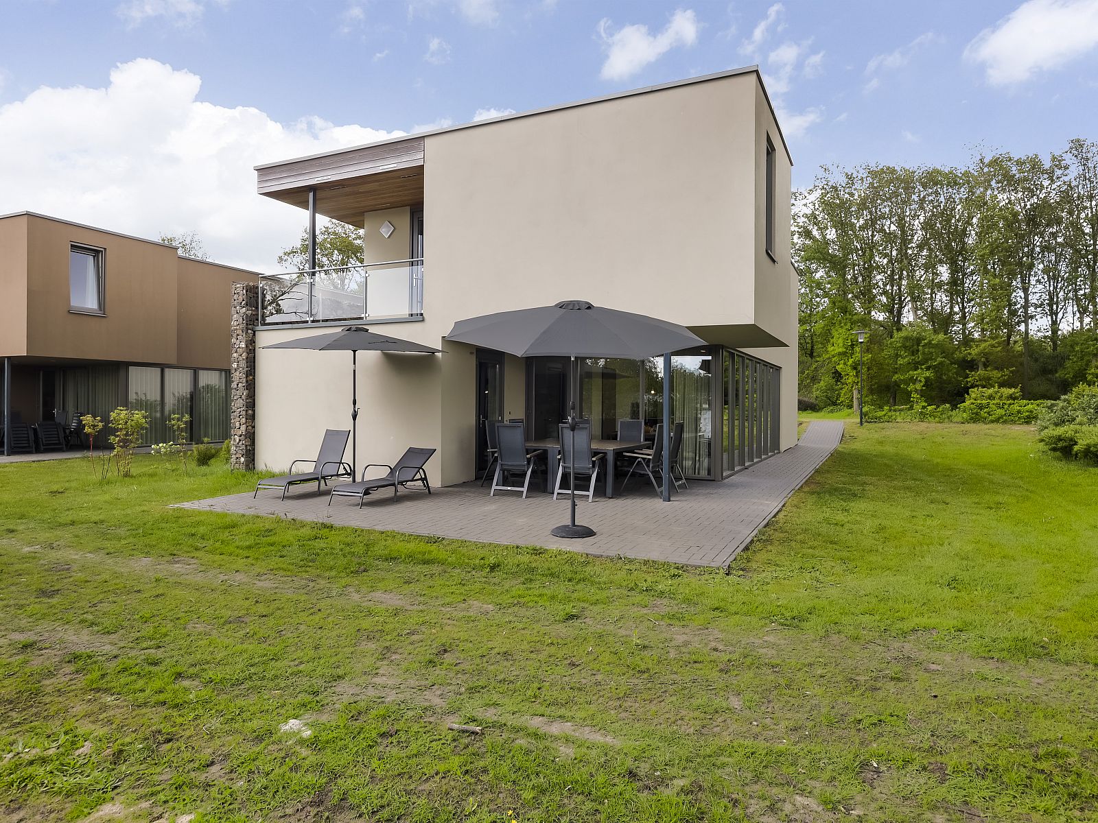 Unterkunft 385244 - Bungalow Noord Limburg - Domein De Schatberg | 12-persoons watervilla | 12L2